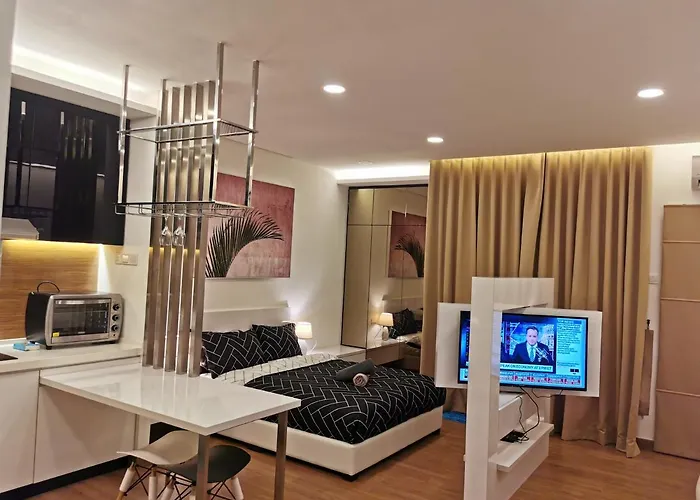 Apple 5 @ Menara Simfoni/Symphony Tower Free Wifi/Parking/Tv Box/Nexflix